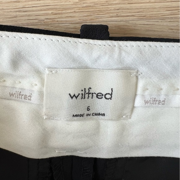 Aritzia Effortless Pants - Picture 11 of 16